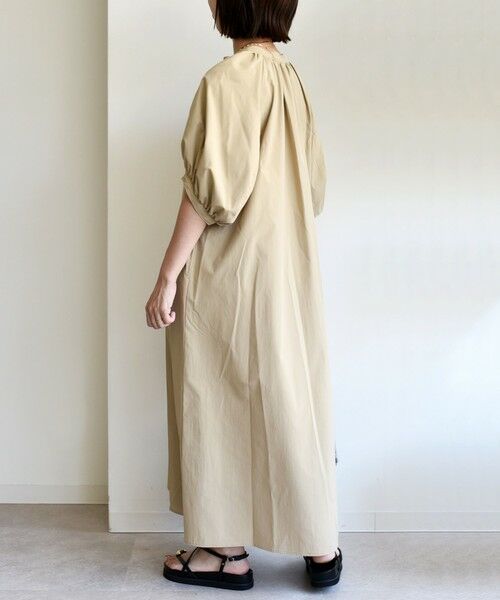 SHIPS / シップス ロング・マキシ丈ワンピース | 〈手洗い可能〉RENU ソフト タイプライター ギャザー ワンピース | 詳細11