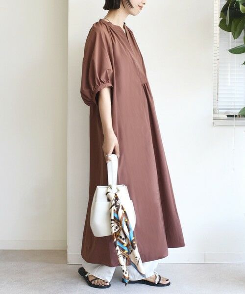 SHIPS / シップス ロング・マキシ丈ワンピース | 〈手洗い可能〉RENU ソフト タイプライター ギャザー ワンピース | 詳細28