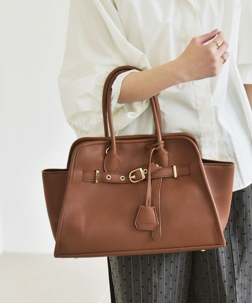 SHIPS / シップス トートバッグ | quaranciel: 2way 金具 ベルト スクエア トート バッグ（A4対応） | 詳細14