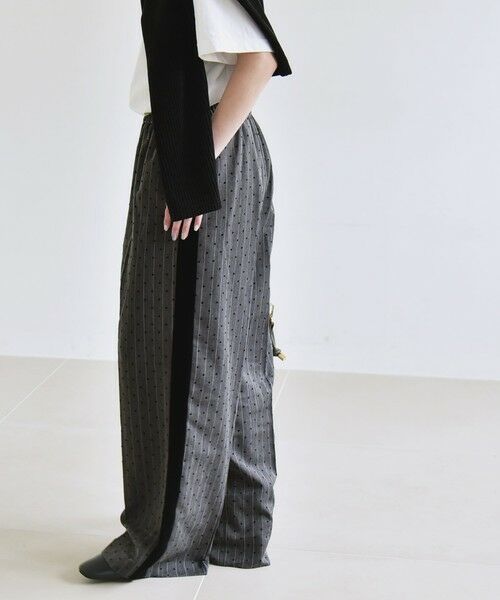 SHIPS / シップス スラックス・ドレスパンツ | quaranciel:〈洗濯機可能〉フロッキー ドット ストライプ ライン イージー パンツ | 詳細21