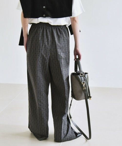 SHIPS / シップス スラックス・ドレスパンツ | quaranciel:〈洗濯機可能〉フロッキー ドット ストライプ ライン イージー パンツ | 詳細23