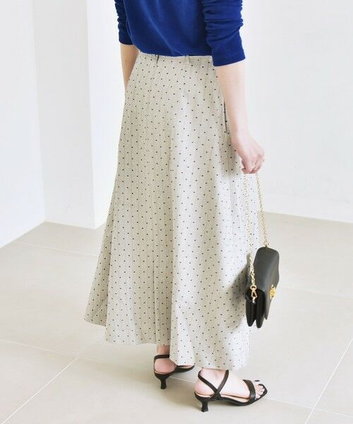 SHIPS / シップス ロング・マキシ丈スカート | quaranciel:〈洗濯機可能〉フロッキー ドット ストライプ フレア スカート | 詳細5