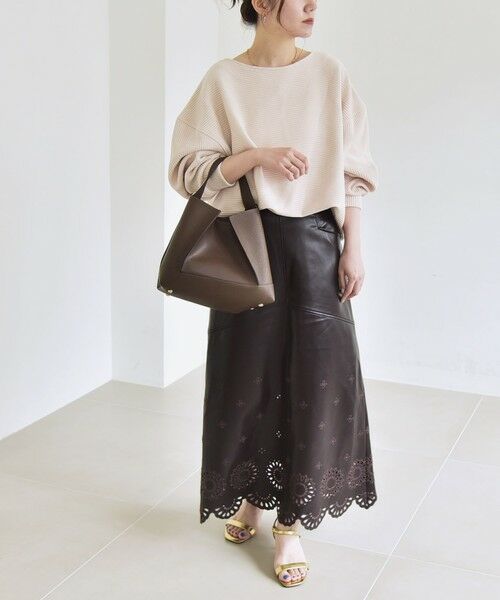 SHIPS / シップス ミニ・ひざ丈スカート | quaranciel: フラワー 刺繍 バック スリット ロング スカート | 詳細11