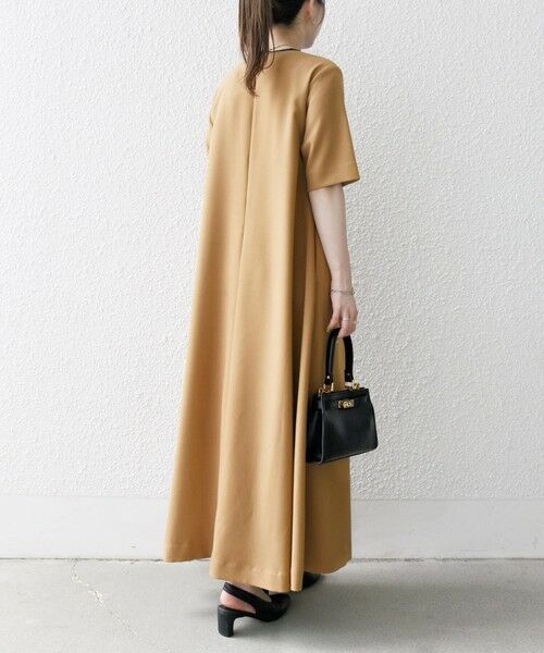 SHIPS / シップス ロング・マキシ丈ワンピース | SHIPS any:〈洗濯機可能〉ウーステッド パイピング ボタン フレア ワンピース | 詳細26