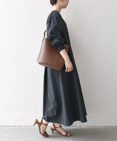 SHIPS / シップス ロング・マキシ丈ワンピース | SHIPS any:〈洗濯機可能〉ピーチスキン クルーネック ポケット フレア ワンピース | 詳細4