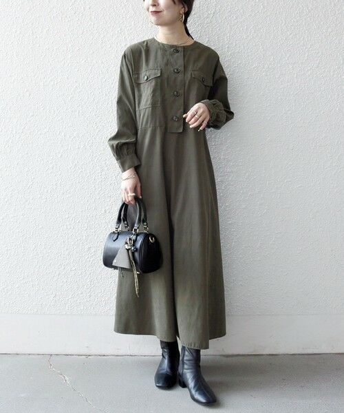 SHIPS / シップス ロング・マキシ丈ワンピース | SHIPS any:〈洗濯機可能〉ピーチスキン クルーネック ポケット フレア ワンピース（オリーブ系）