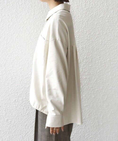 SHIPS / シップス シャツ・ブラウス | 【WEB限定】〈手洗い可能〉合成皮革 裾 ドロスト シャツ 羽織 | 詳細13