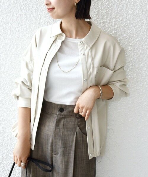 SHIPS / シップス シャツ・ブラウス | 【WEB限定】〈手洗い可能〉合成皮革 裾 ドロスト シャツ 羽織 | 詳細5