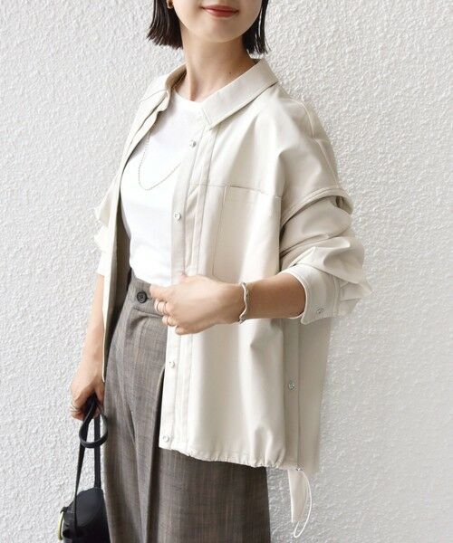 SHIPS / シップス シャツ・ブラウス | 【WEB限定】〈手洗い可能〉合成皮革 裾 ドロスト シャツ 羽織 | 詳細6