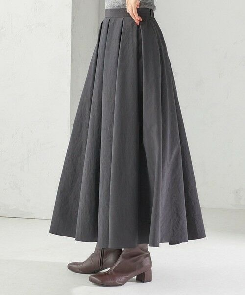 SHIPS / シップス ロング・マキシ丈スカート | 〈手洗い可能〉タフタ タック フレア スカート | 詳細9
