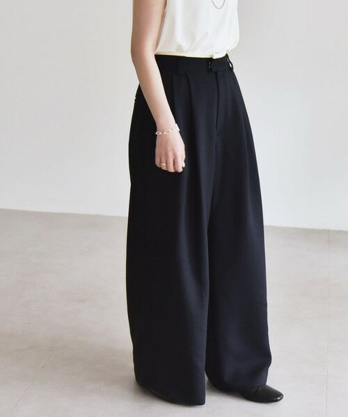 SHIPS / シップス その他パンツ | quaranciel:〈洗濯機可能〉ダブルクロス ウエスト ライン タック ワイド パンツ | 詳細24