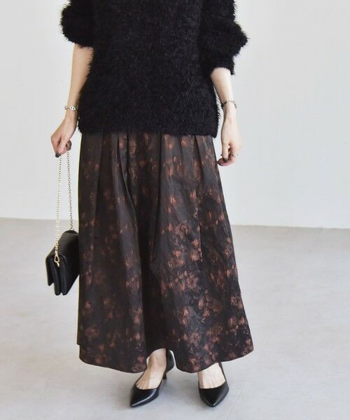 SHIPS / シップス ロング・マキシ丈スカート | quaranciel:〈洗濯機可能〉フラワー ジャカード タック ギャザー フレア スカート | 詳細9