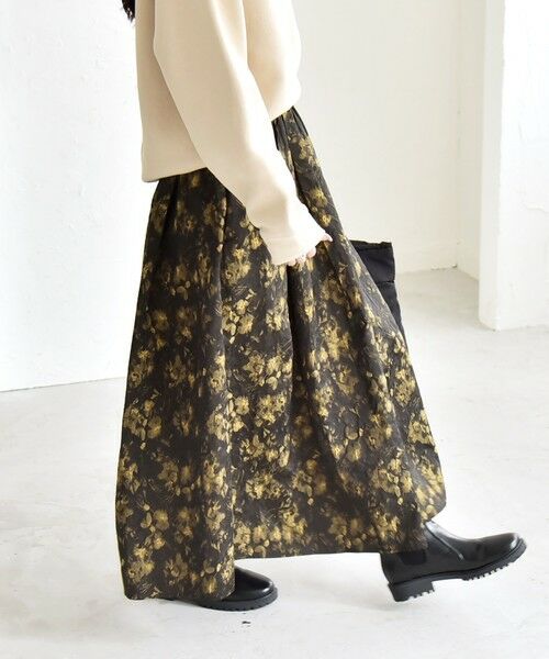 SHIPS / シップス ロング・マキシ丈スカート | quaranciel:〈洗濯機可能〉フラワー ジャカード タック ギャザー フレア スカート | 詳細17