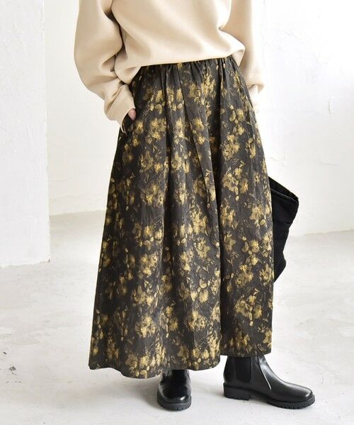 SHIPS / シップス ロング・マキシ丈スカート | quaranciel:〈洗濯機可能〉フラワー ジャカード タック ギャザー フレア スカート | 詳細18
