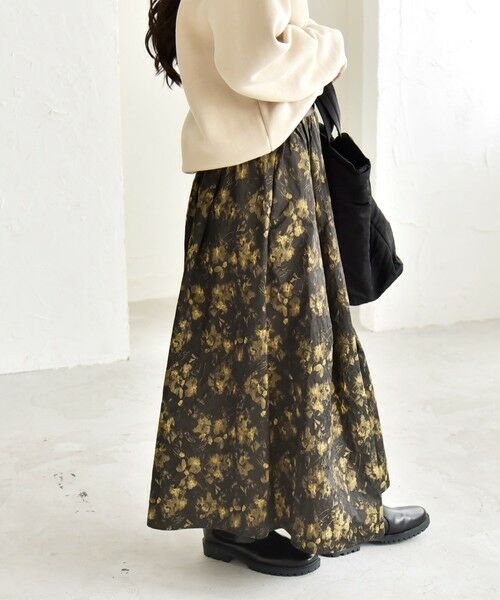 SHIPS / シップス ロング・マキシ丈スカート | quaranciel:〈洗濯機可能〉フラワー ジャカード タック ギャザー フレア スカート | 詳細24