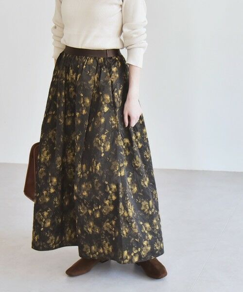 SHIPS / シップス ロング・マキシ丈スカート | quaranciel:〈洗濯機可能〉フラワー ジャカード タック ギャザー フレア スカート | 詳細26
