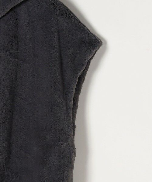 SHIPS / シップス その他アウター | quaranciel: フーディー フェイクファー ドロスト ジップ ショート ベスト | 詳細12