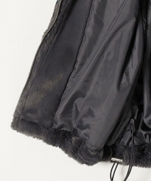 SHIPS / シップス その他アウター | quaranciel: フーディー フェイクファー ドロスト ジップ ショート ベスト | 詳細14