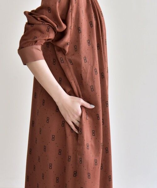 SHIPS / シップス ロング・マキシ丈ワンピース | quaranciel:〈手洗い可能〉モノグラム ドット ロング シャツ ワンピース | 詳細28