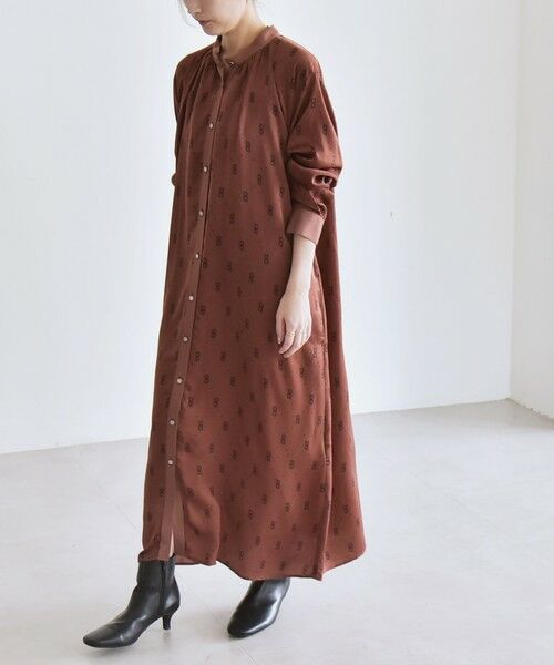 SHIPS / シップス ロング・マキシ丈ワンピース | quaranciel:〈手洗い可能〉モノグラム ドット ロング シャツ ワンピース | 詳細12