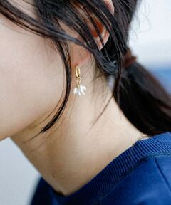 SHIPS / シップス ピアス・イヤリング | quaranciel: ミニ 淡水パール フラワーデザイン フープ ピアス