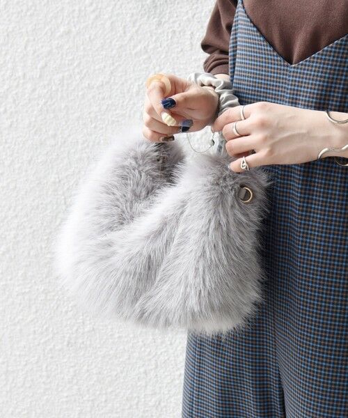 SHIPS / シップス ショルダーバッグ | 《追加予約》SHIPS any: 2WAY フェイクファー ギャザー ショルダー バッグ | 詳細2