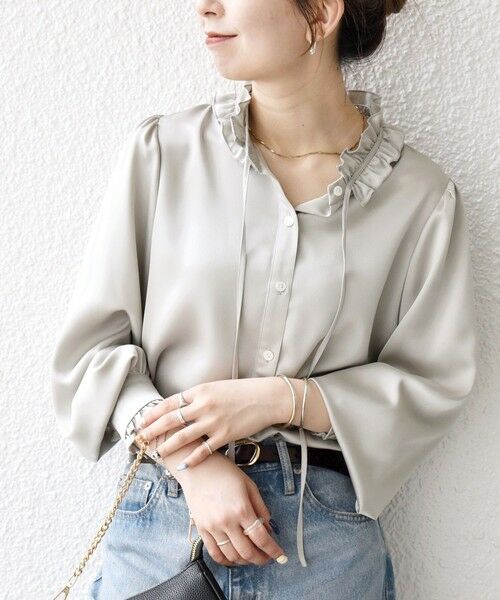 SHIPS / シップス シャツ・ブラウス | 《一部追加予約》SHIPS any:〈洗濯機可能〉サテン フリル カラー リボン シャツ ブラウス(ライトグレー)
