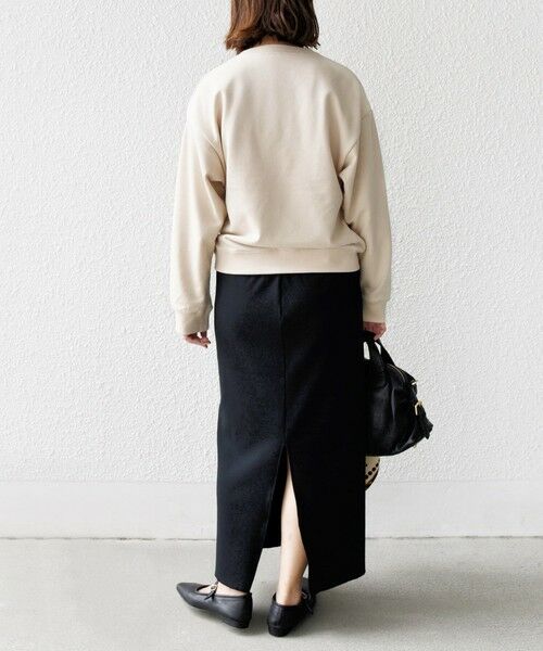 SHIPS / シップス スウェット | 【WEB限定】〈手洗い可能〉パール調 ネックレス チャーム 付 ドルマン スウェット | 詳細15