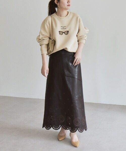 SHIPS / シップス スウェット | 《一部追加予約》ANGE IN DISGUISE:〈手洗い可能〉フォト＆ロゴ スウェット | 詳細1