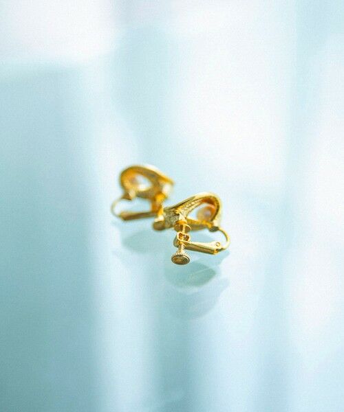SHIPS / シップス ピアス・イヤリング | quaranciel: ツイスト イミテーション パール イヤリング | 詳細3