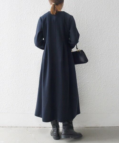 SHIPS / シップス ロング・マキシ丈ワンピース | SHIPS any: エア ニードル クルーネック タック フレア ワンピース | 詳細21