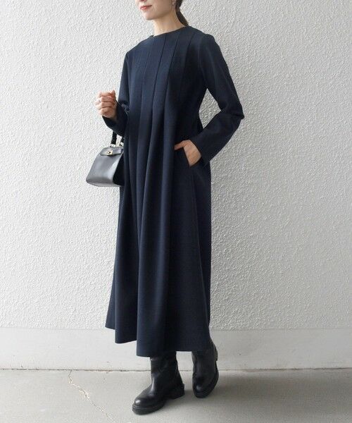 SHIPS / シップス ロング・マキシ丈ワンピース | SHIPS any: エア ニードル クルーネック タック フレア ワンピース | 詳細22