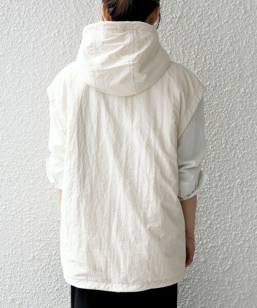 SHIPS / シップス ベスト | SHIPS any: ナイロン × ボア リバーシブル フーディー ベスト | 詳細23