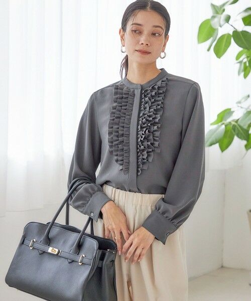 SHIPS / シップス シャツ・ブラウス | 〈洗濯機可能〉ポリエステル カルゼ フリル ブラウス | 詳細17