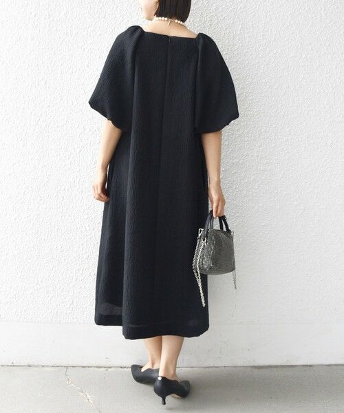 SHIPS / シップス ミニ丈・ひざ丈ワンピース | troisiemeCHACO:〈手洗い可能〉ジャカード パフ スリーブ（セレモニー対応可） | 詳細2
