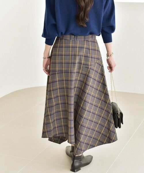 SHIPS / シップス ロング・マキシ丈スカート | quaranciel:〈洗濯機可能〉アシンメトリー ヘム フレア チェック スカート | 詳細5