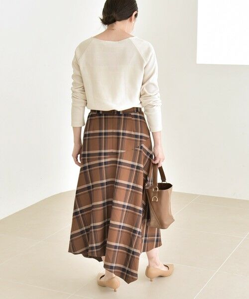 SHIPS / シップス ロング・マキシ丈スカート | quaranciel:〈洗濯機可能〉アシンメトリー ヘム フレア チェック スカート | 詳細12