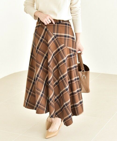SHIPS / シップス ロング・マキシ丈スカート | quaranciel:〈洗濯機可能〉アシンメトリー ヘム フレア チェック スカート | 詳細13