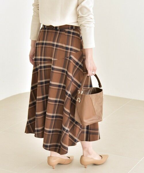 SHIPS / シップス ロング・マキシ丈スカート | quaranciel:〈洗濯機可能〉アシンメトリー ヘム フレア チェック スカート | 詳細17