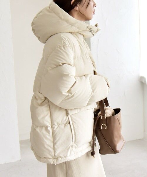 SHIPS / シップス ダウンジャケット・ベスト | quaranciel: フーディー & ハイネック 2way ショート ダウン ジャケット | 詳細7