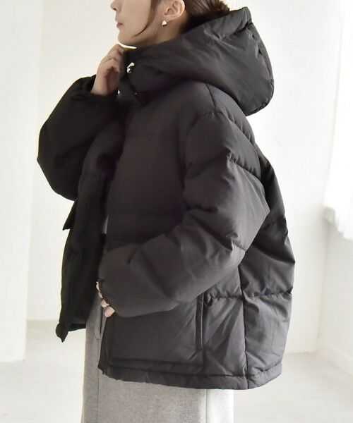 SHIPS / シップス ダウンジャケット・ベスト | quaranciel: フーディー & ハイネック 2way ショート ダウン ジャケット | 詳細29