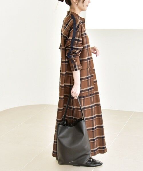 SHIPS / シップス ロング・マキシ丈ワンピース | quaranciel: バンドカラー ライン チェック ポケット シャツ ワンピース | 詳細13
