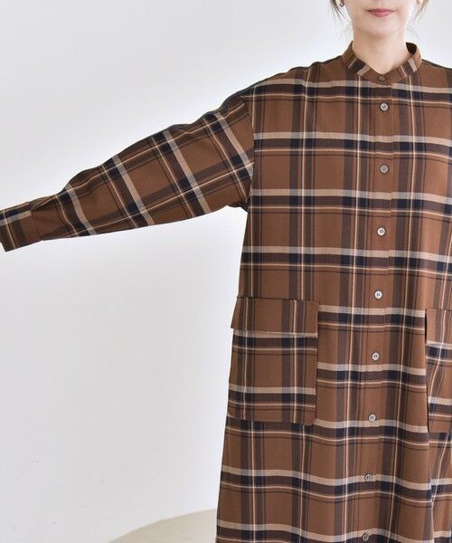 SHIPS / シップス ロング・マキシ丈ワンピース | quaranciel: バンドカラー ライン チェック ポケット シャツ ワンピース | 詳細29
