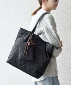 SHIPS / シップス トートバッグ | 《追加予約》SHIPS any: チャーム付き キルティング スクエア A4 トート バッグ