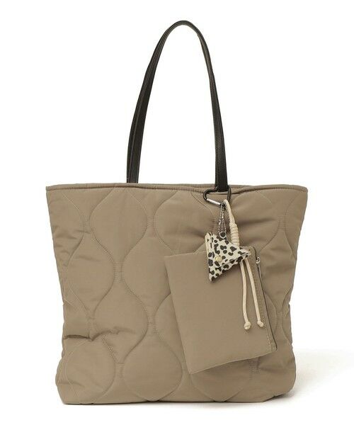 SHIPS / シップス トートバッグ | 《追加予約》SHIPS any: チャーム付き キルティング スクエア A4 トート バッグ | 詳細21