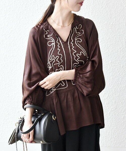 SHIPS / シップス シャツ・ブラウス | SHIPS any:〈洗濯機可能〉サテン 刺繍 スキッパー ペプラム ブラウス | 詳細17