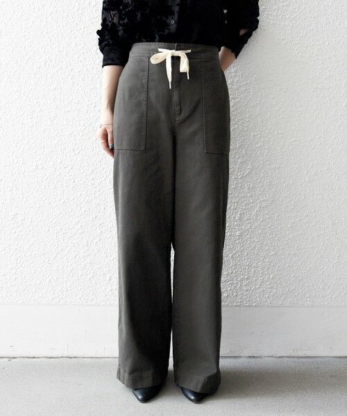 SHIPS / シップス チノ・ワークパンツ | SHIPS any:〈洗濯機可能〉ドロスト イージー ワイド ストレート ベイカー パンツ | 詳細9