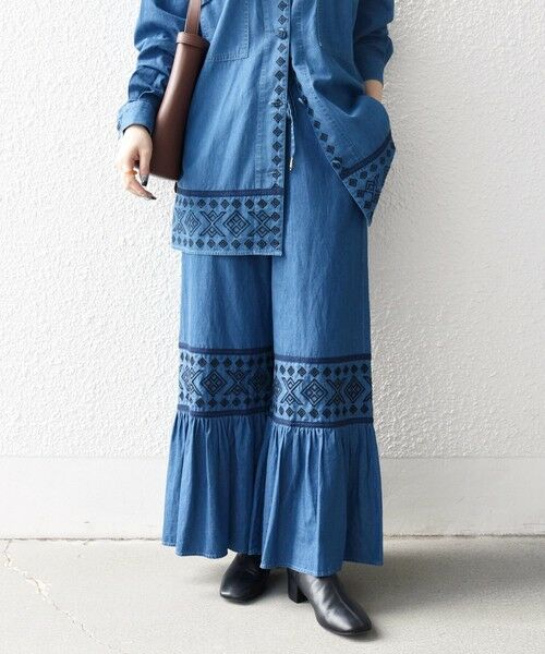 SHIPS / シップス デニムパンツ | bon_meur:〈洗濯機可能〉エンブロイダリー ギャザー フレア デニム イージー パンツ | 詳細3