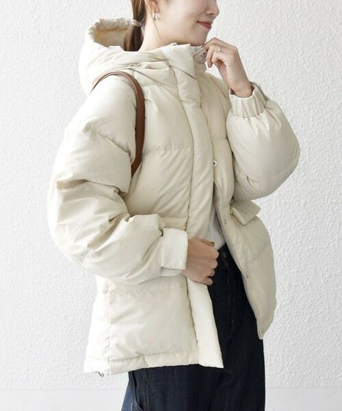 SHIPS / シップス ダウンジャケット・ベスト | 《一部追加予約》【WEB限定】SHIPS any: フーディ ショート ダウン ジャケット 2 | 詳細4