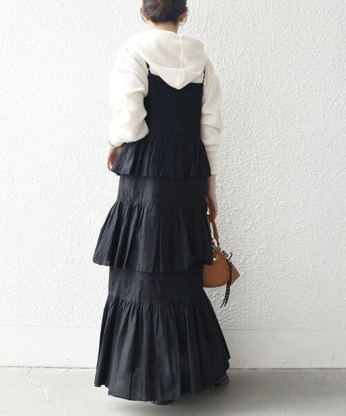 SHIPS / シップス ロング・マキシ丈ワンピース | bon_meur:〈洗濯機可能〉ロゴ エンブロイダリー ティアード キャミ ワンピース | 詳細9